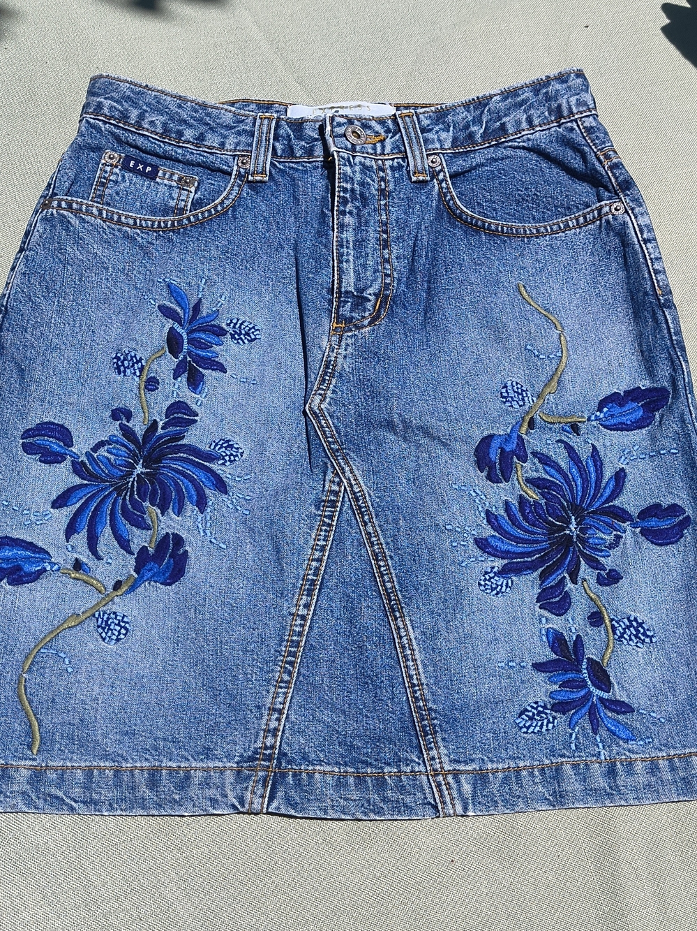 Vintage 80s Express bleus floral embroidered denim jean skirt